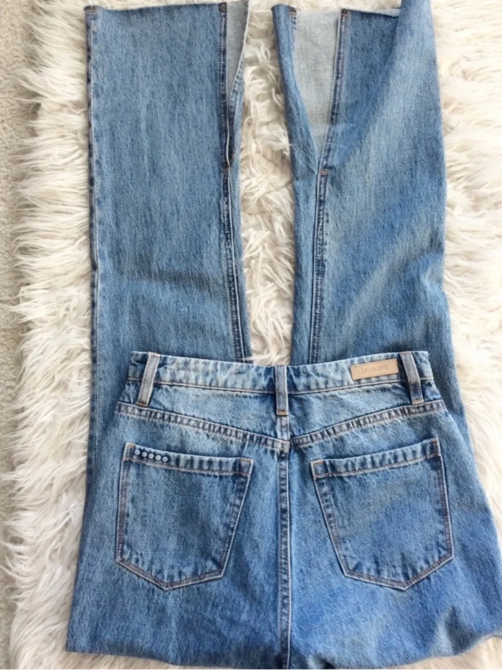 [BLANKNYC] The Cooper Long Slim Straight Jeans